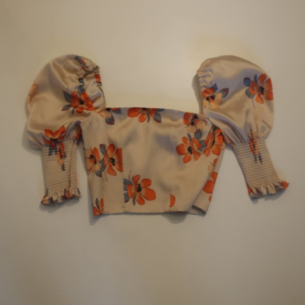 Womens Nicholas Beige Orange Floral Puff Sleeve Cropped Blouse Top 2 * - Picture 2 of 8